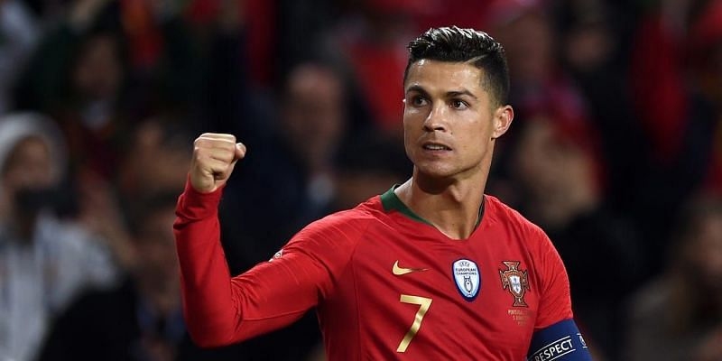 Ronaldo - Điểm tên 20 cầu thủ bóng đá giàu nhất thế giới