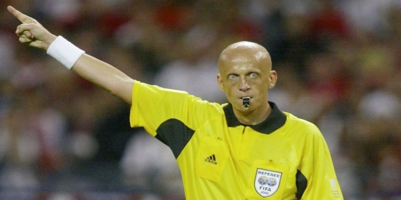 Tìm Hiểu Trọng Tài Đầu Trọc Nổi Tiếng Pierluigi Collina